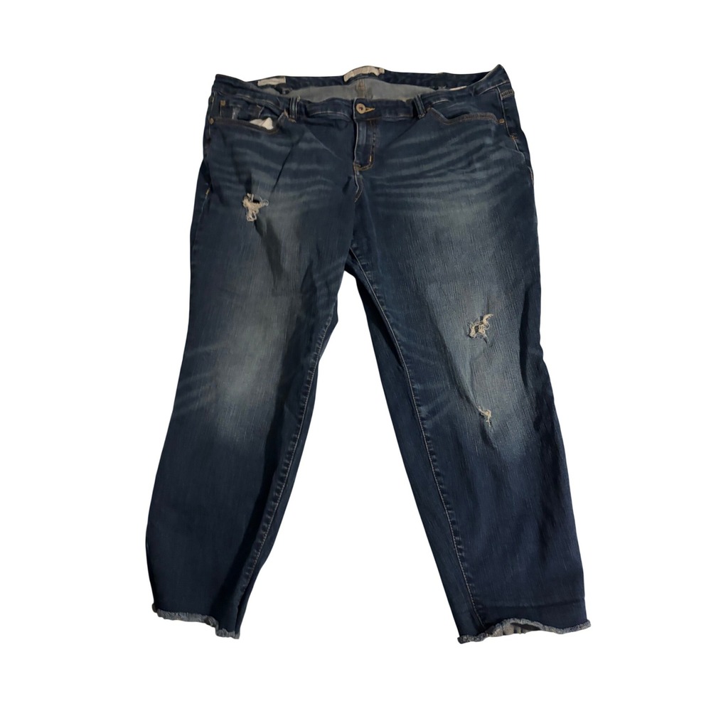 Torrid Boyfriend Jeans Womens Plus 24 Medium‎ Wash Distressed Raw Hem